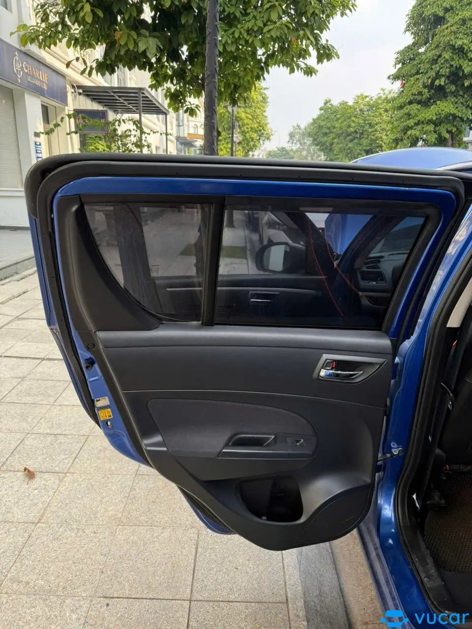 Suzuki Swift 1.4 AT 2017 - Nội thất 8