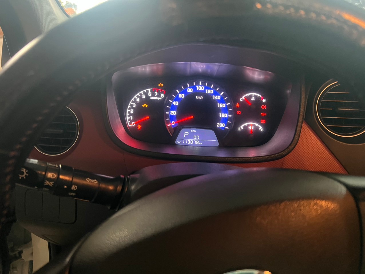 Hyundai i10 2021 Grand 1.2 AT - Nội thất 3