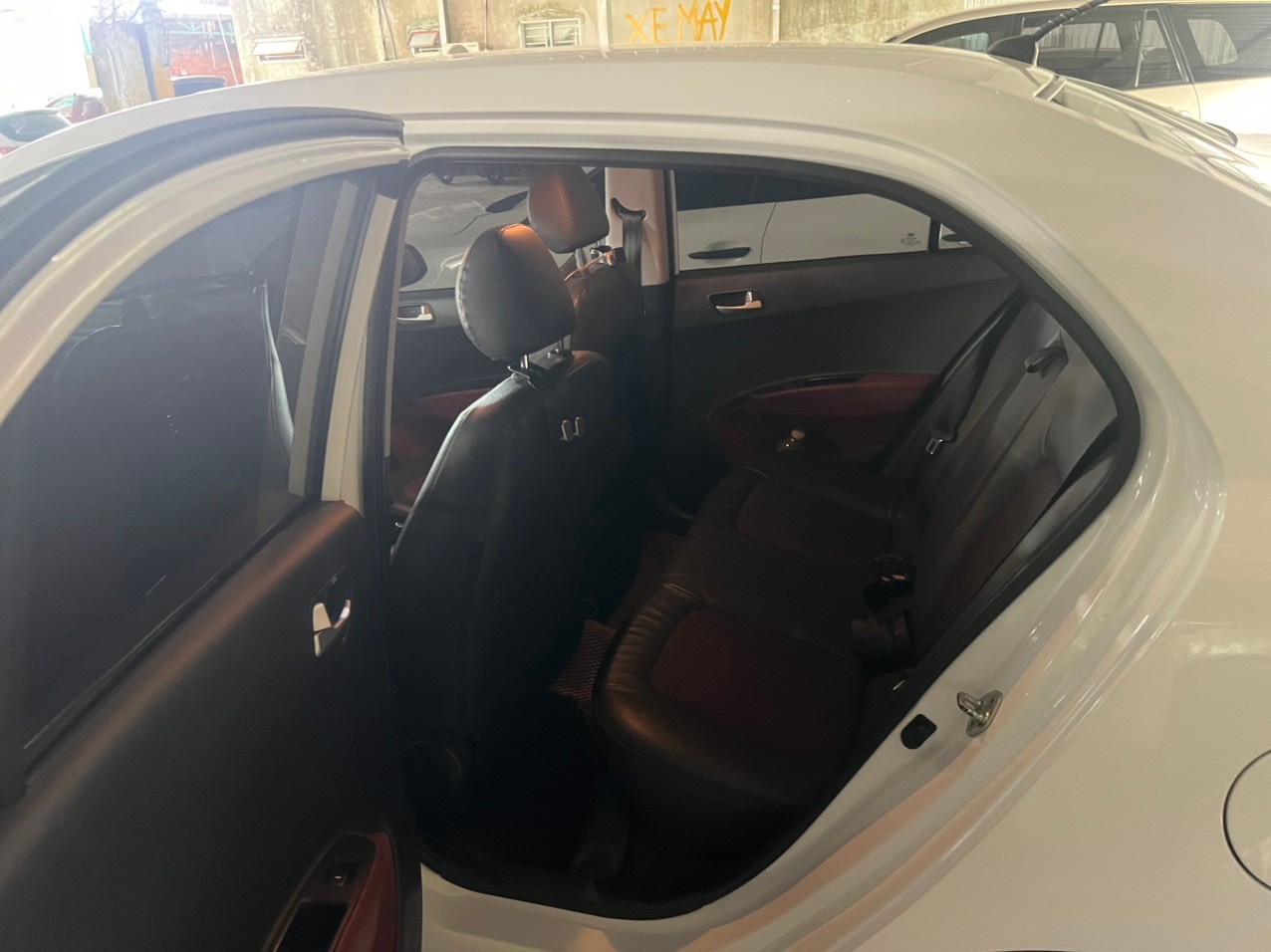 Hyundai i10 2021 Grand 1.2 AT - Nội thất 4