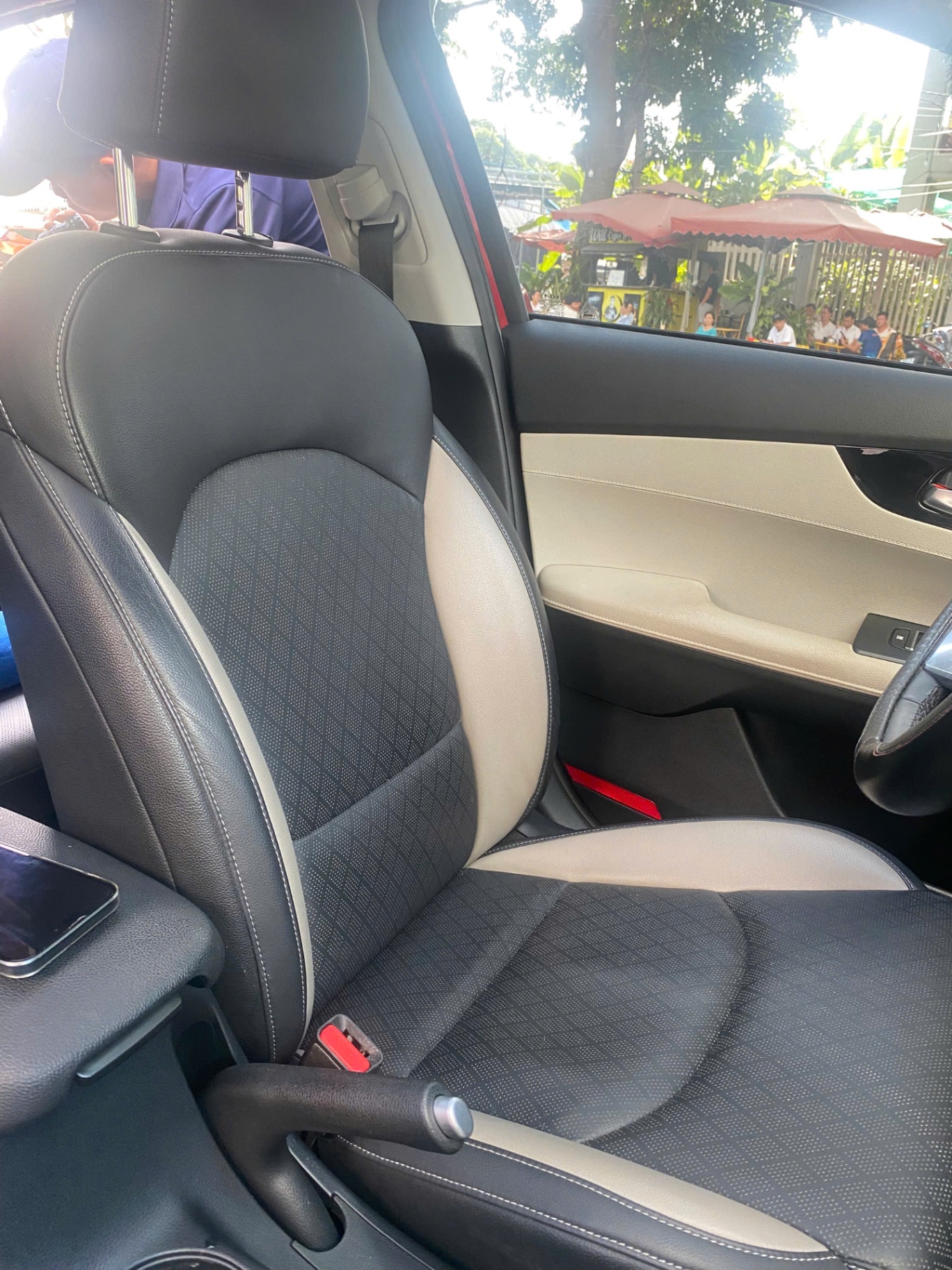 Kia K3 Luxury 1.6 AT 2022 - Nội thất 6