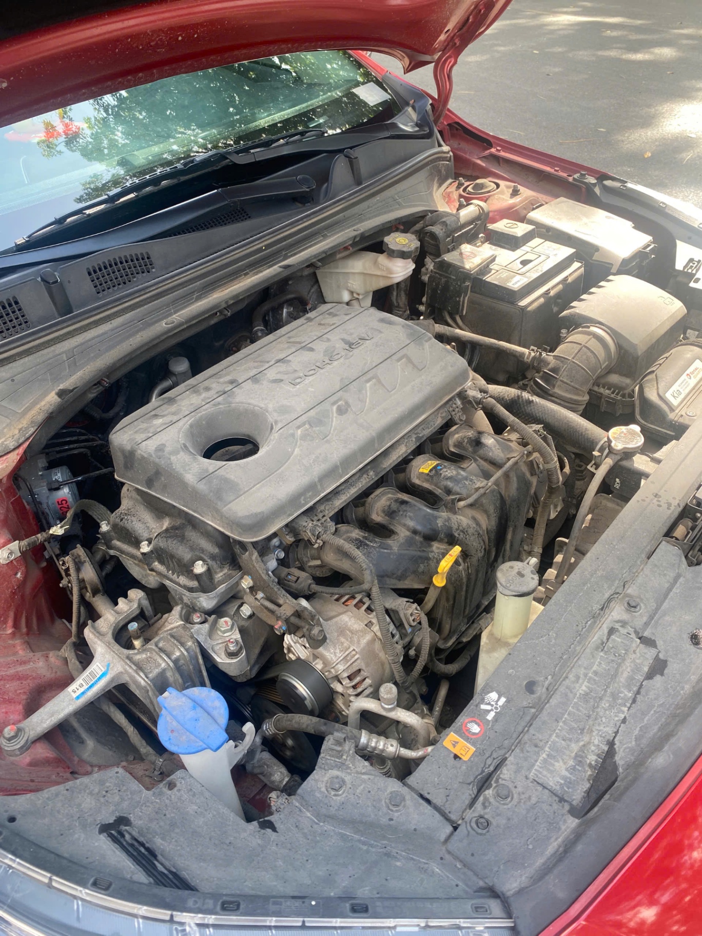 Kia K3 Luxury 1.6 AT 2022 - Khoang động cơ 1