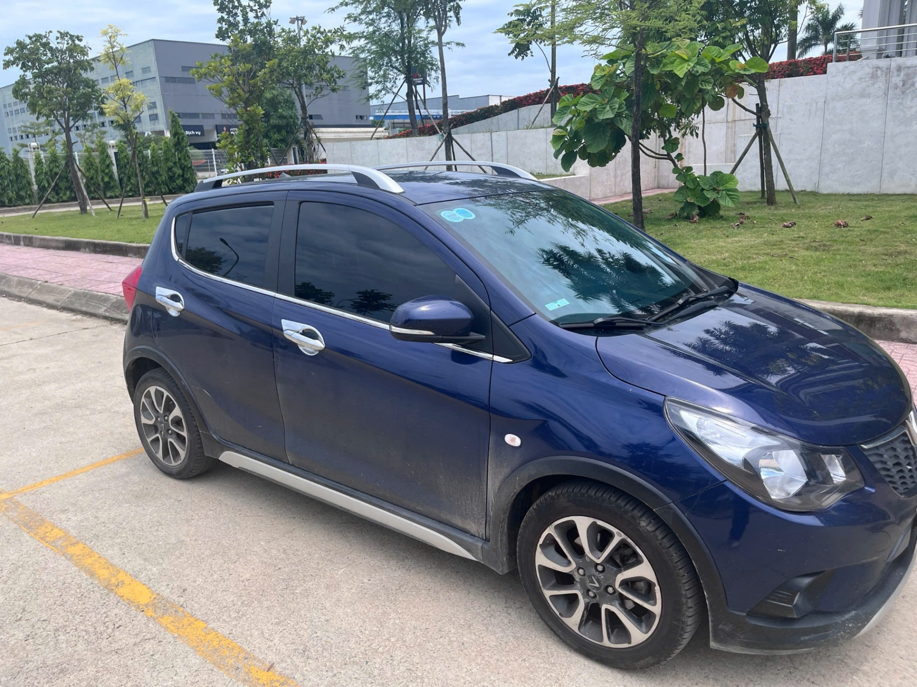 VinFast Fadil 1.4 AT Plus 2021 - Ngoại thất 2