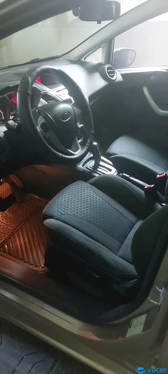 Ford Fiesta 1.6 AT 2013 - Ngoại thất 2