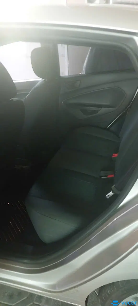 Ford Fiesta 1.6 AT 2013 - Ngoại thất 3