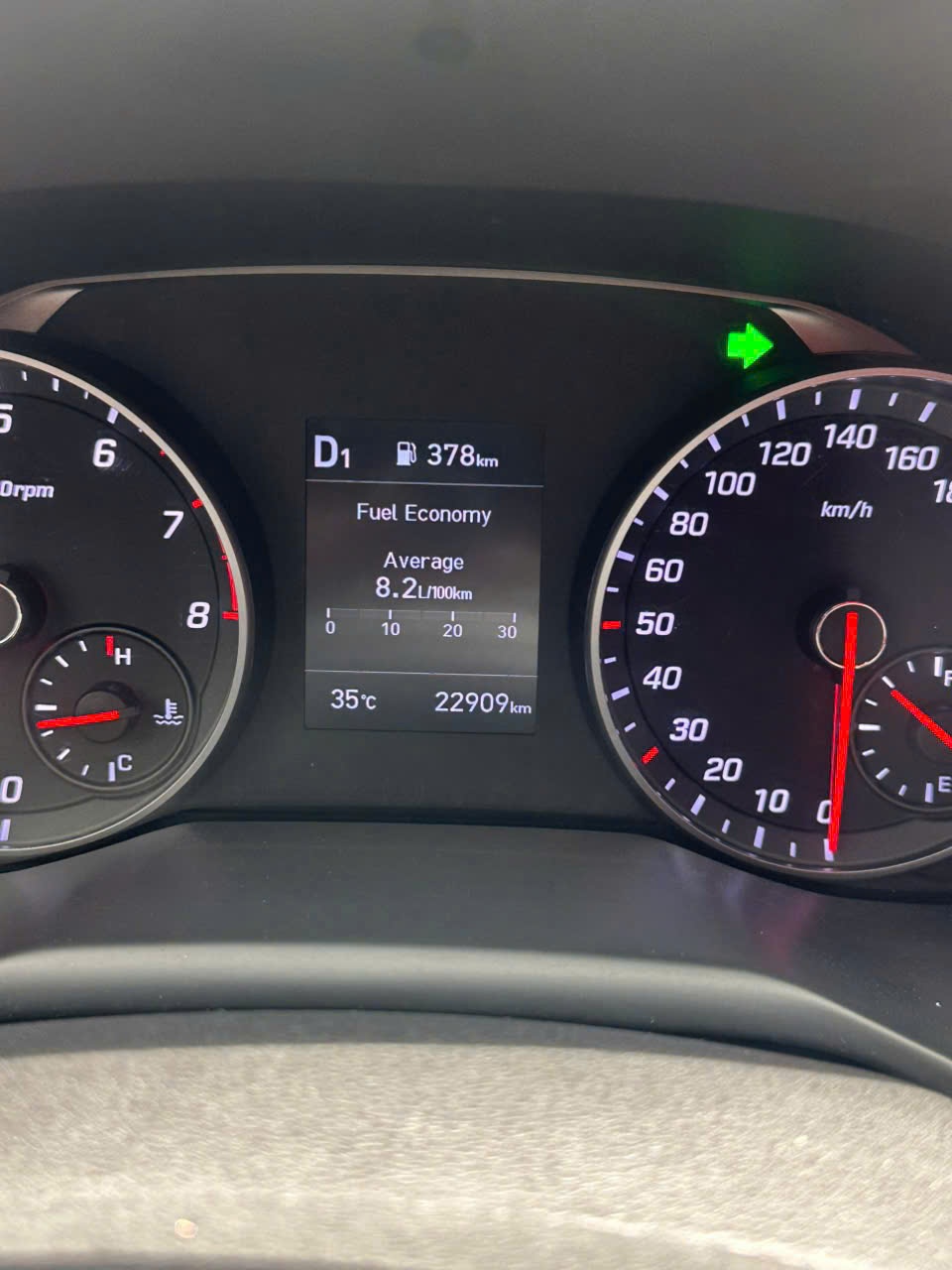 Hyundai Elantra Sport 1.6 AT 2020 - Nội thất 1