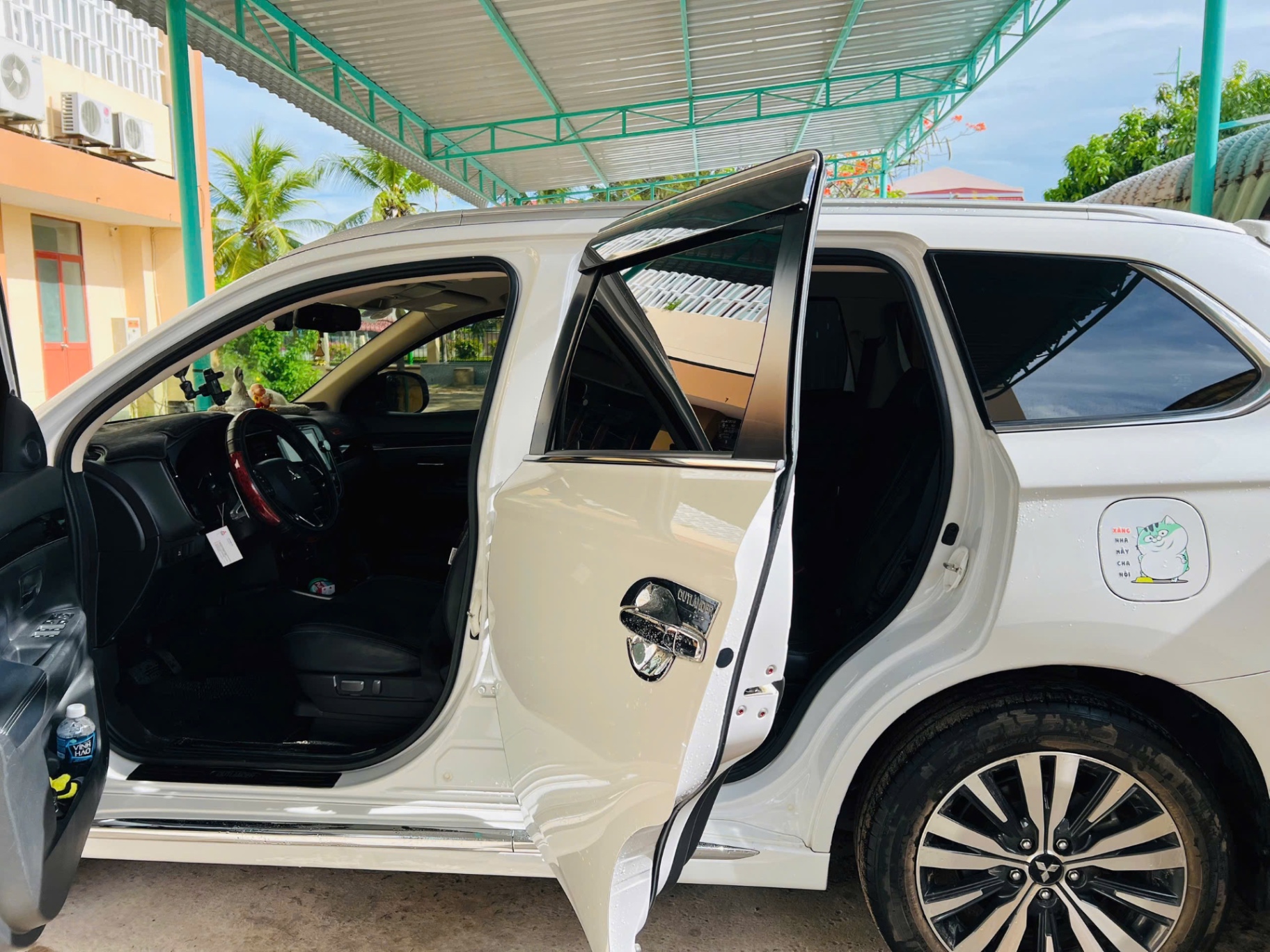 Mitsubishi Outlander 2022 2.0 CVT - Ngoại thất 3