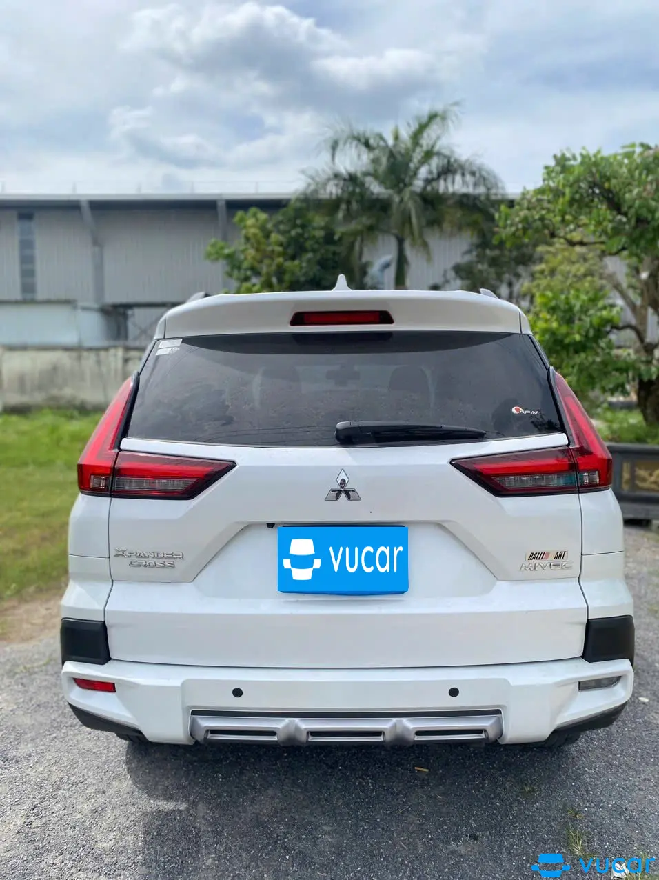Mitsubishi Xpander Cross 1.5 AT 2023 - Ngoại thất 8