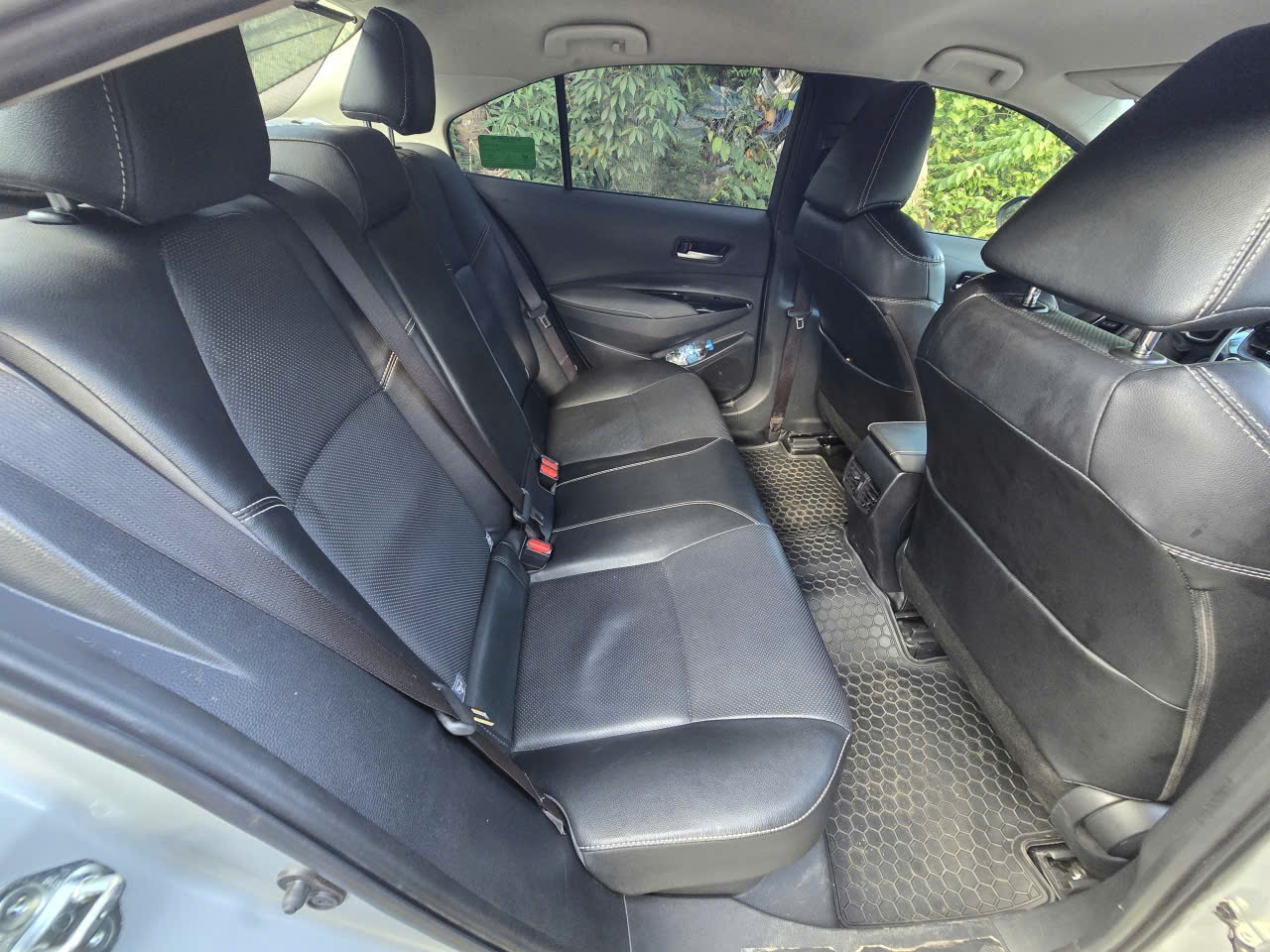 Toyota Corolla altis 1.8HEV 2022 - Nội thất 2