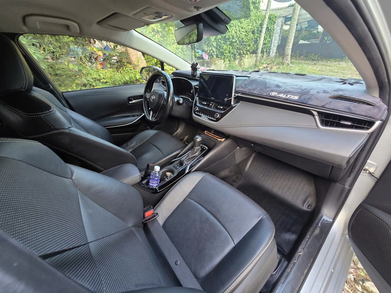 Toyota Corolla altis 1.8HEV 2022 - Nội thất 3