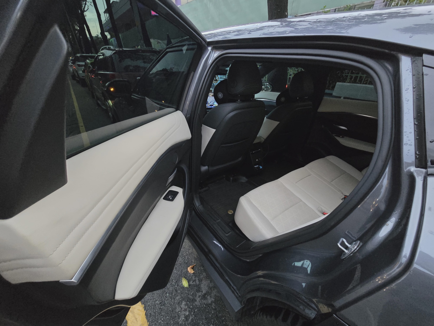 Vinfast Vf7 Plus AWD 2025 - Nội thất 2