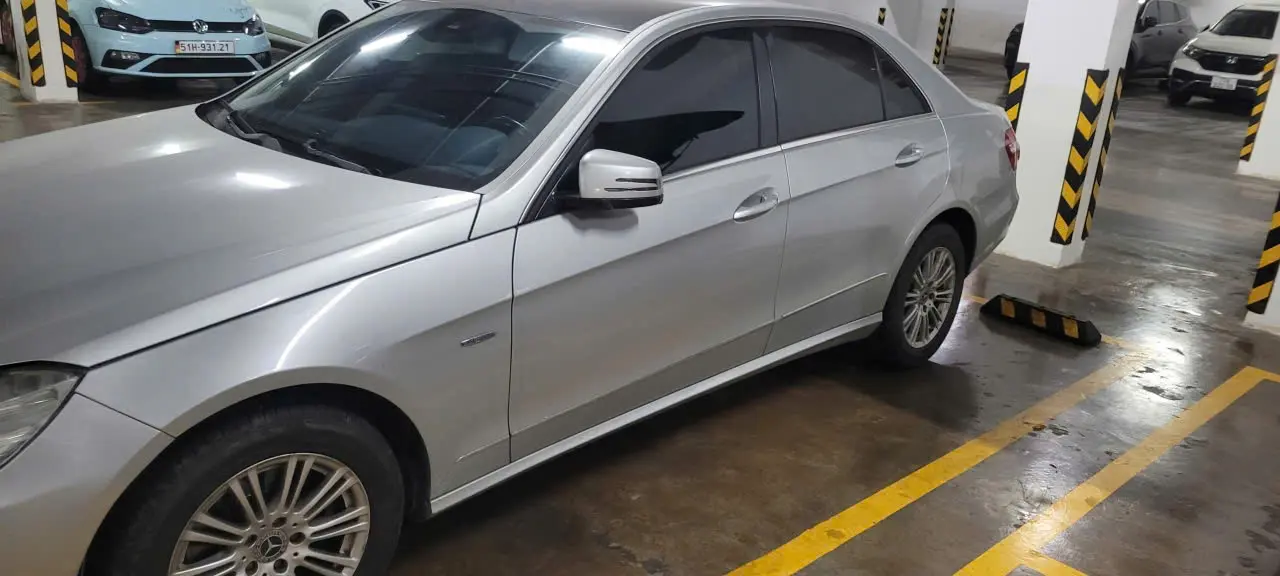 Mercedes E class E250 2013 - Ngoại thất 1