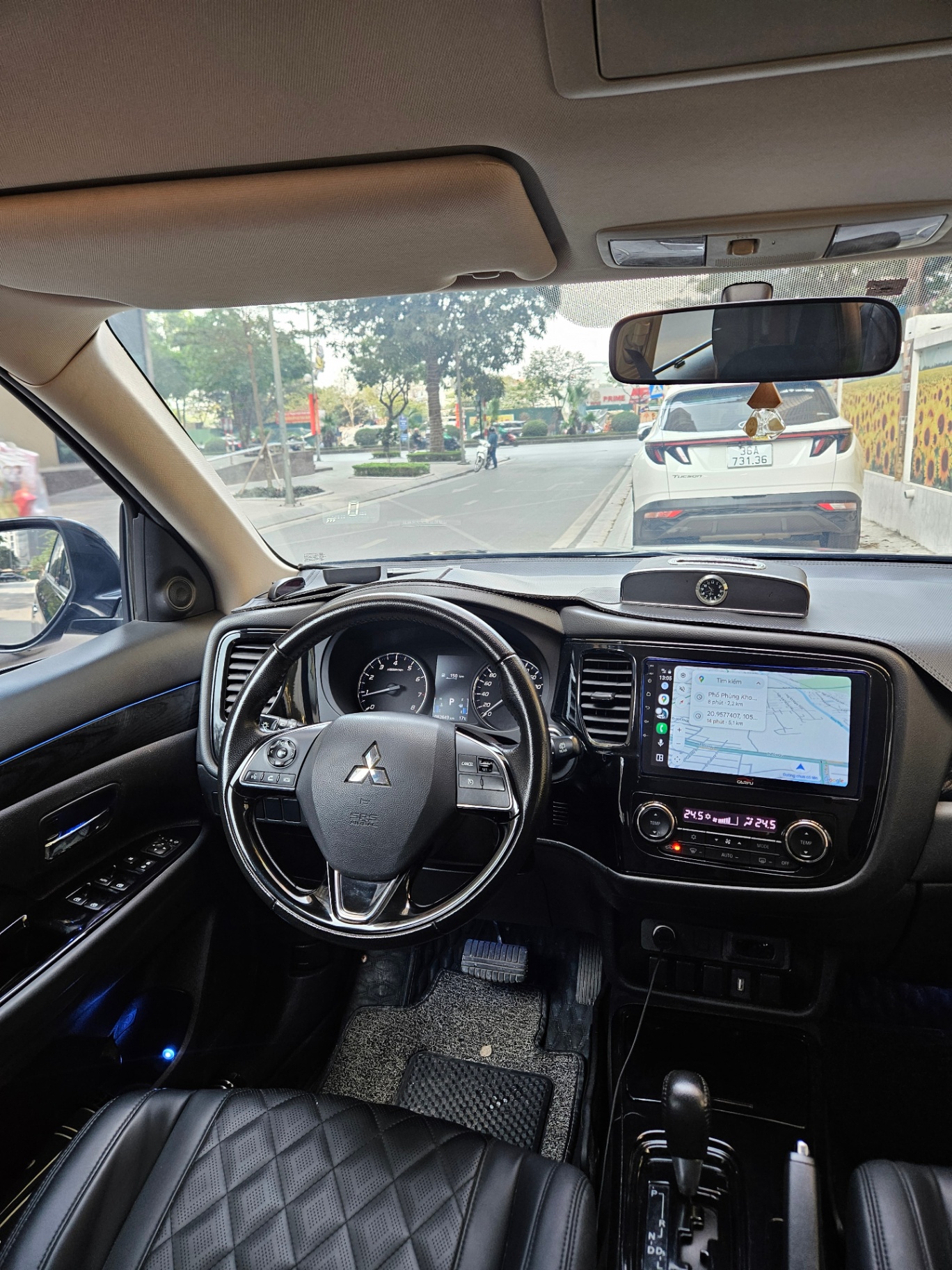 Mitsubishi Outlander 2019 2.0 CVT - Nội thất 2