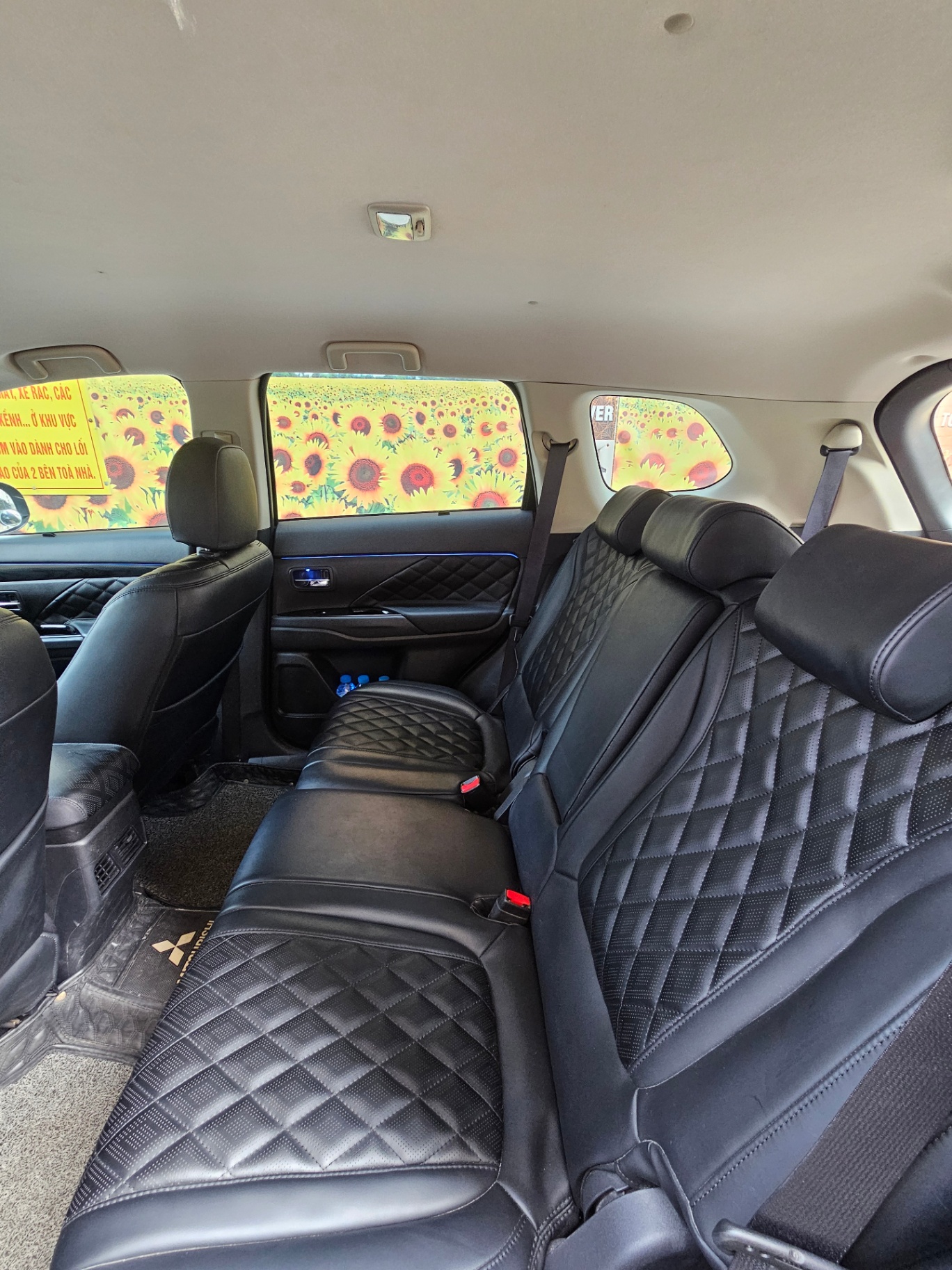 Mitsubishi Outlander 2019 2.0 CVT - Nội thất 3