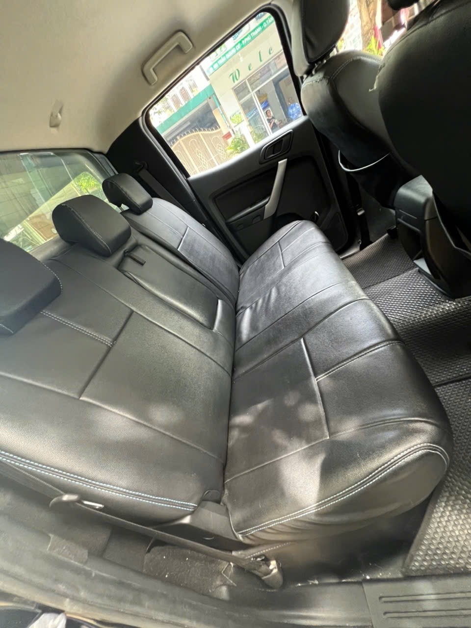 Ford Ranger XLS 2.2L 4x2 AT 2020 - Nội thất 5