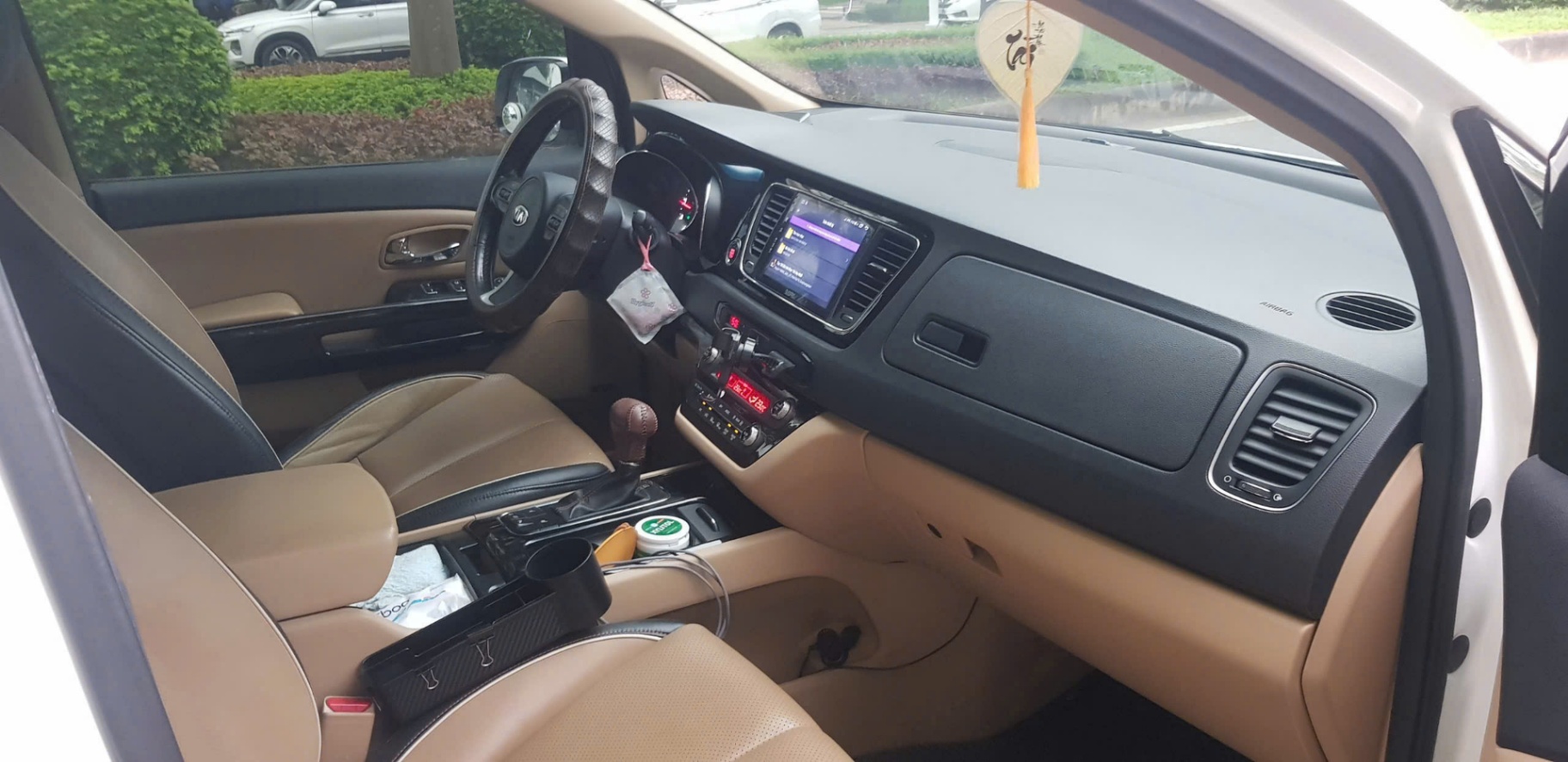Kia Sedona DATH bản cao cấp 2017 - Nội thất 3