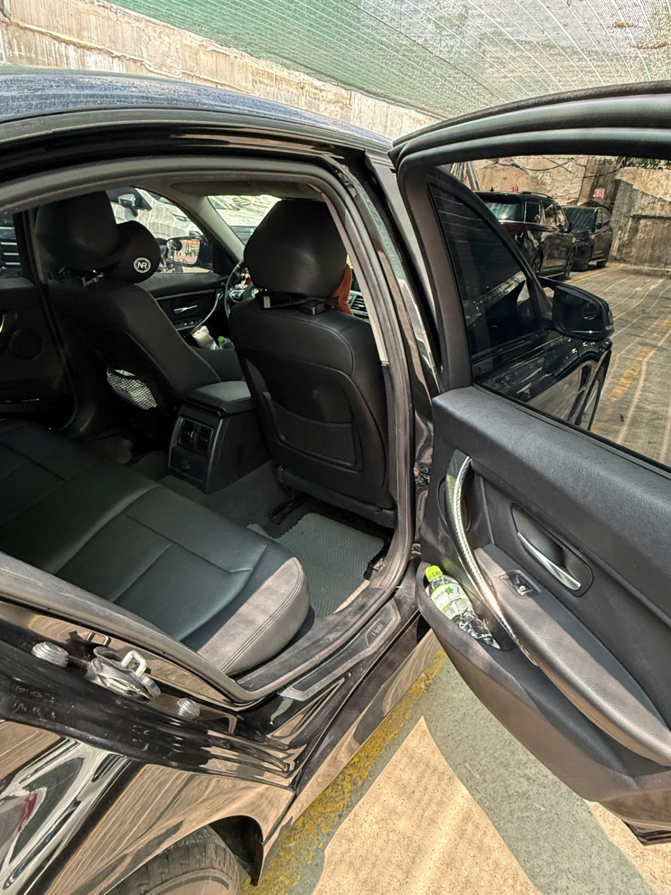 BMW 3 Series 320i 2016 - Nội thất 1