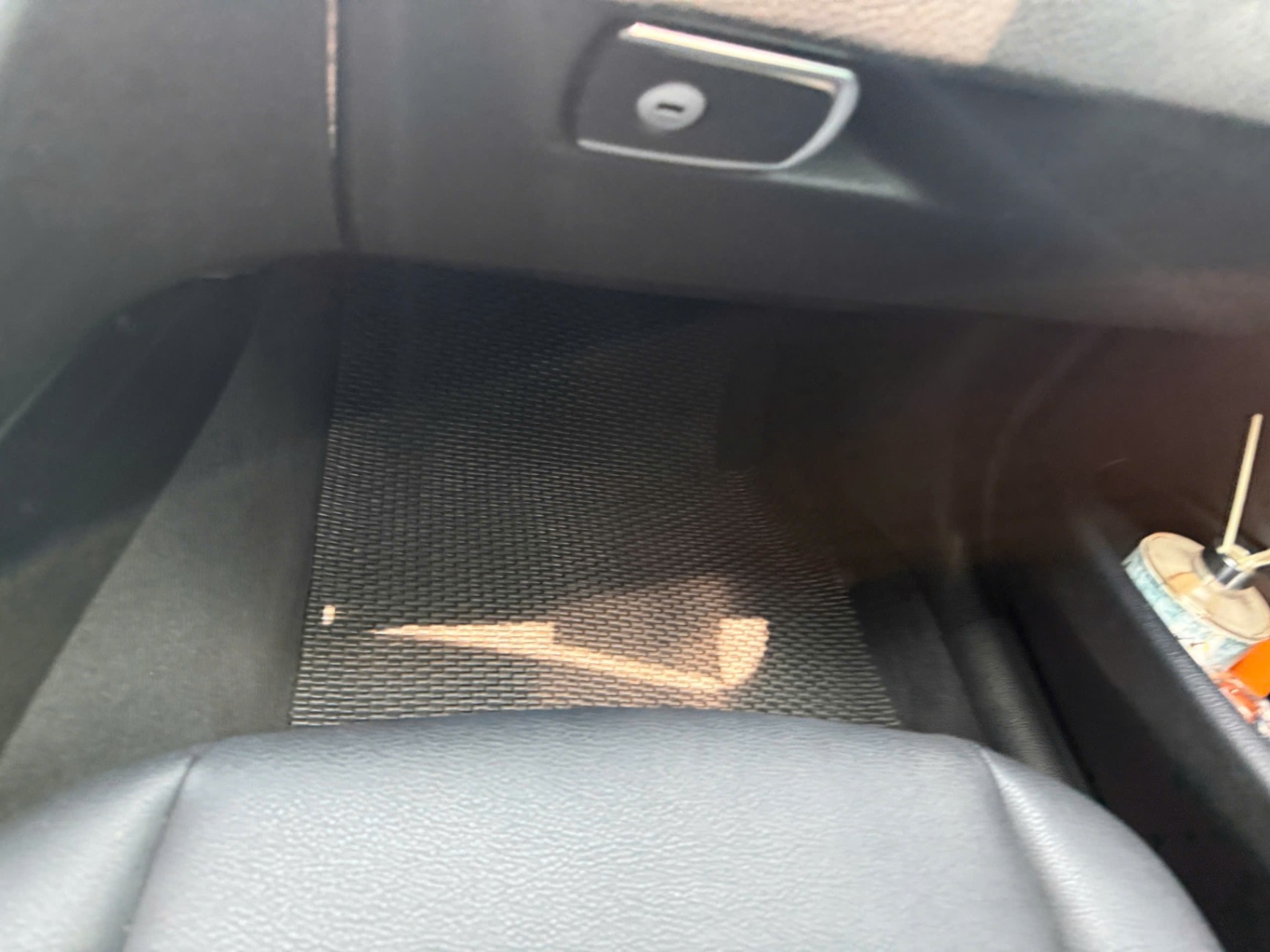 BMW 3 Series 320i 2016 - Nội thất 9