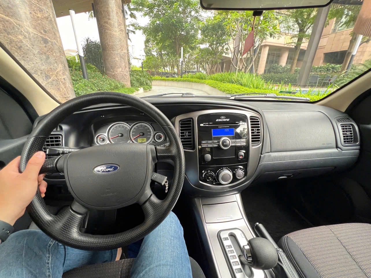 Ford Escape XLT 2.3L 4x2 AT 2009 - Nội thất 1