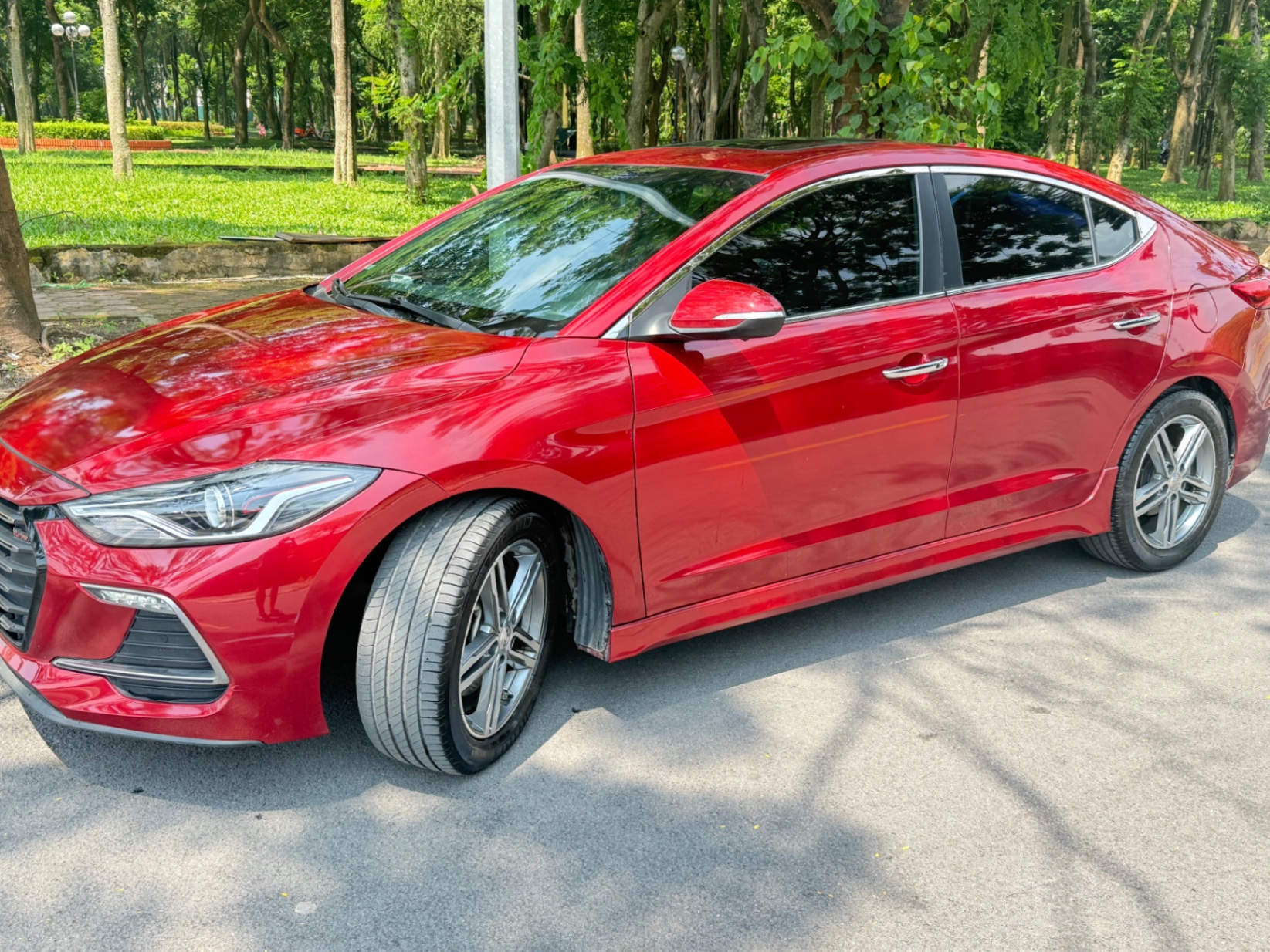 Hyundai Elantra Sport 1.6 AT 2018 - Ngoại thất 4