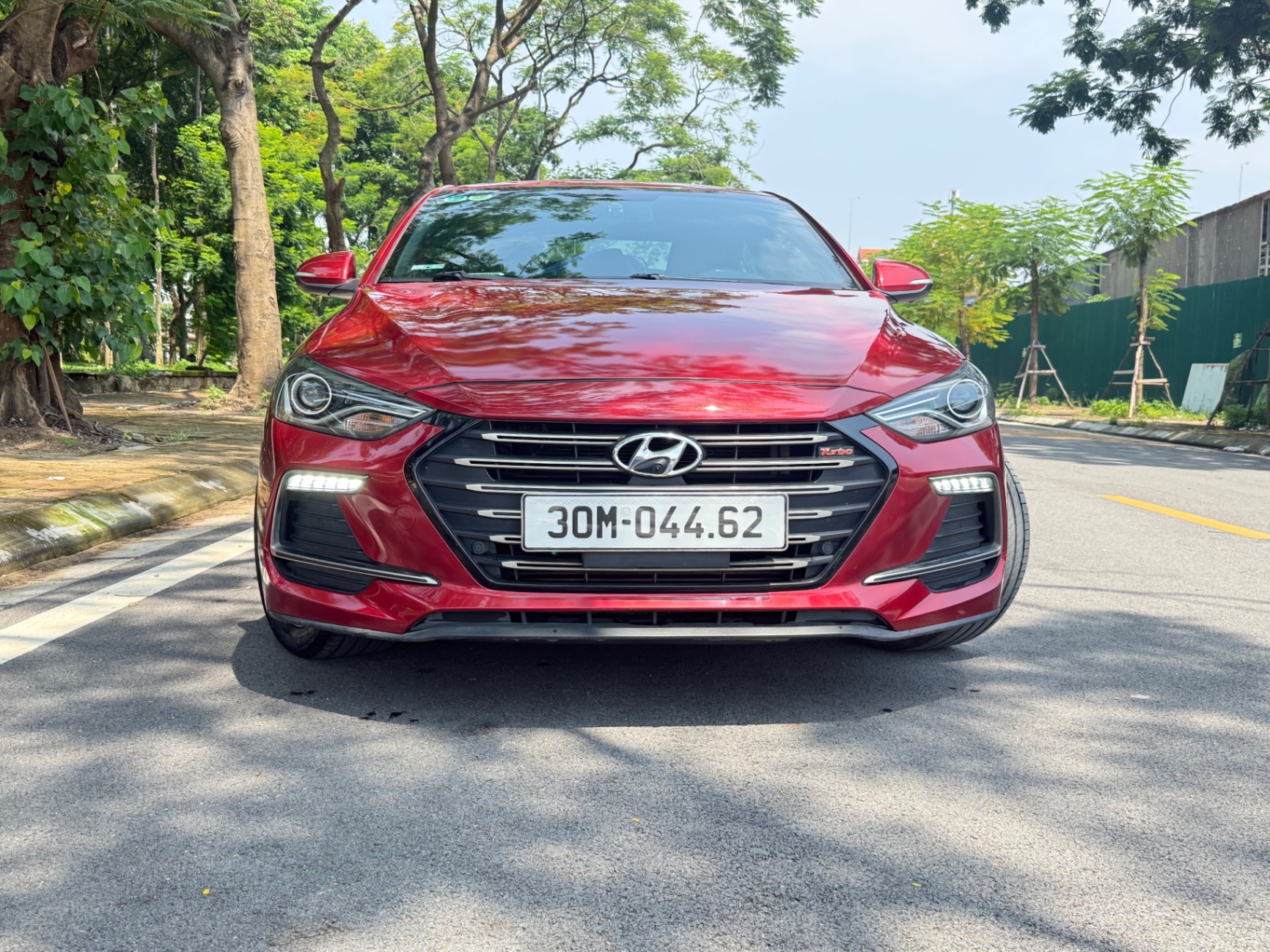 Hyundai Elantra Sport 1.6 AT 2018 - Ngoại thất 3