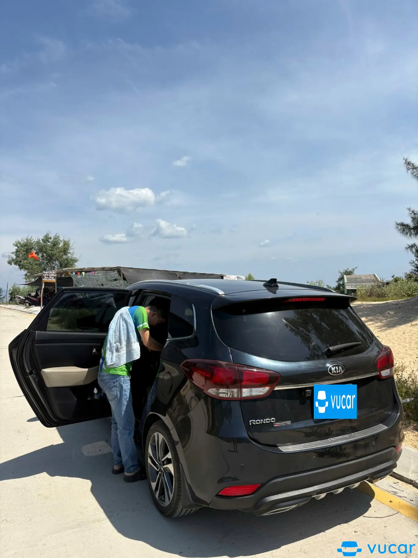 Kia Rondo 2018 GAT - Ngoại thất 5