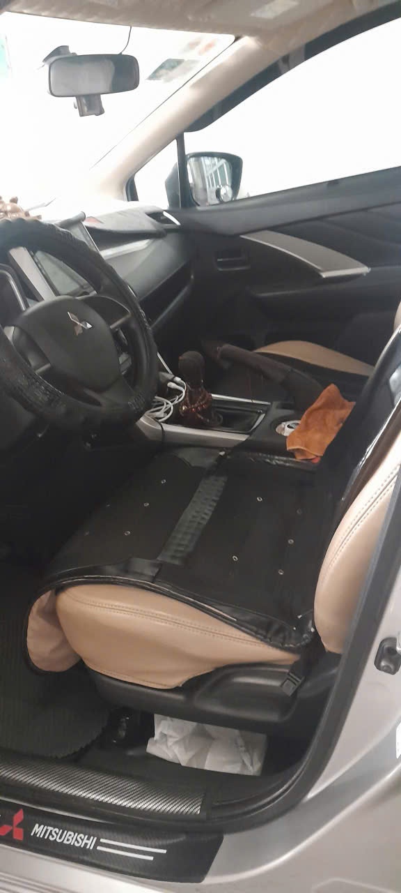 Mitsubishi Xpander 1.5 MT 2020 - Nội thất 2
