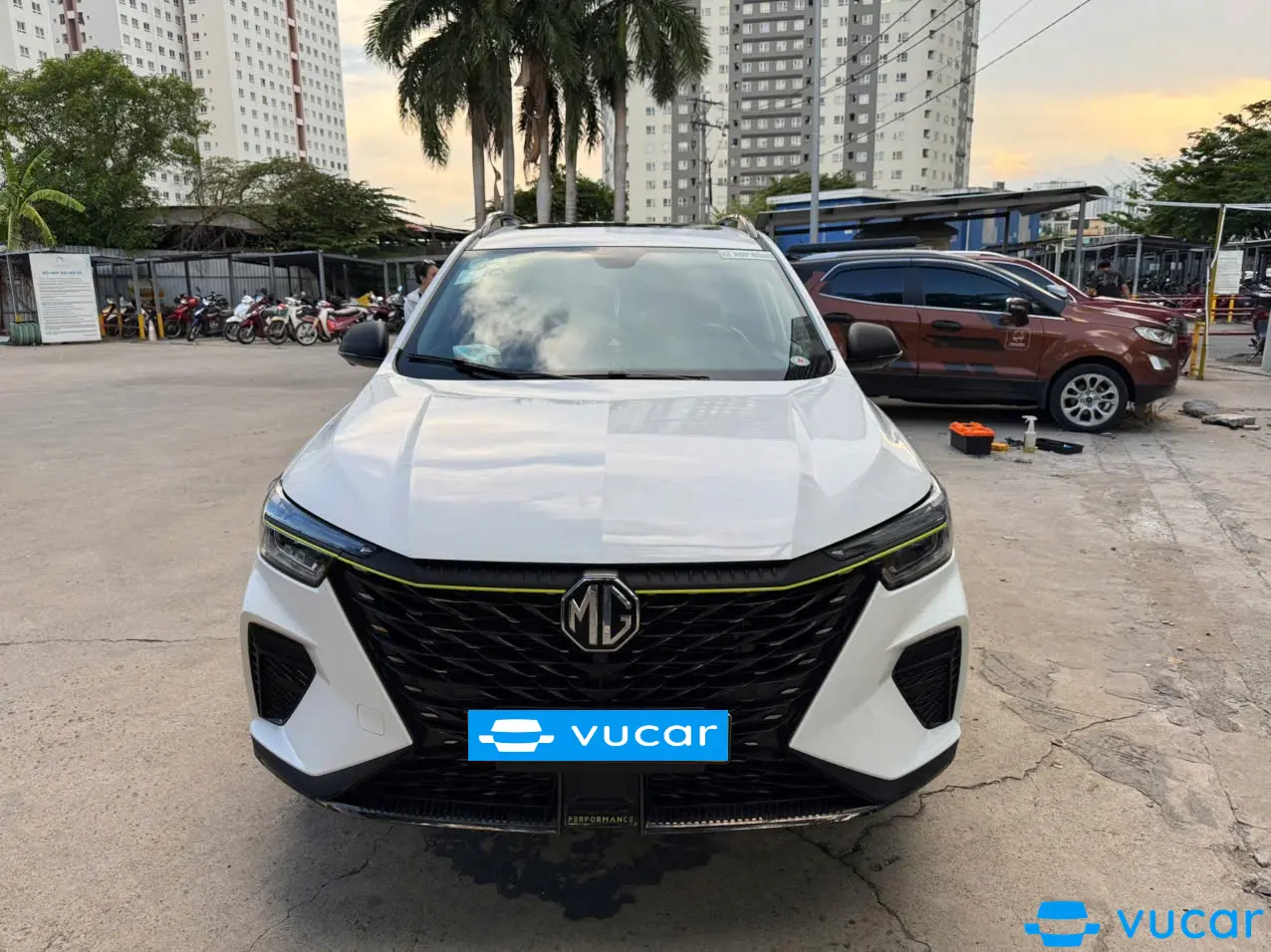 MG RX5 1.5T LUX 2023