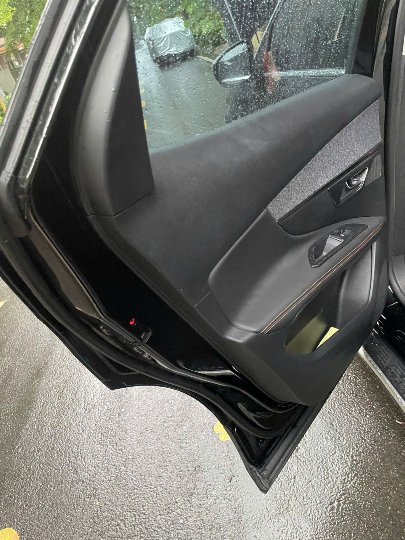 Peugeot 3008 Allure 1.6 AT 2021 - Nội thất 6