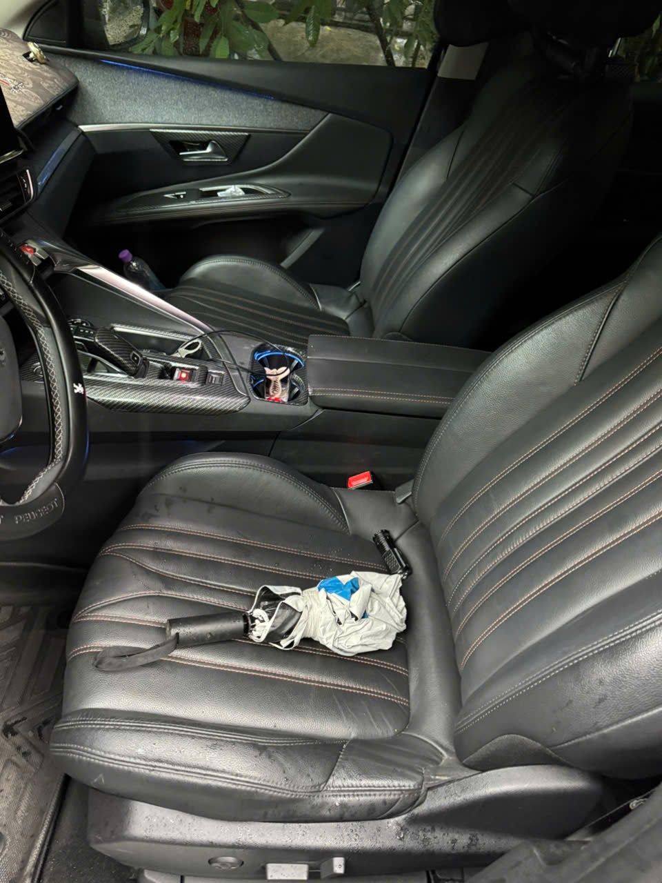 Peugeot 3008 Allure 1.6 AT 2021 - Nội thất 13