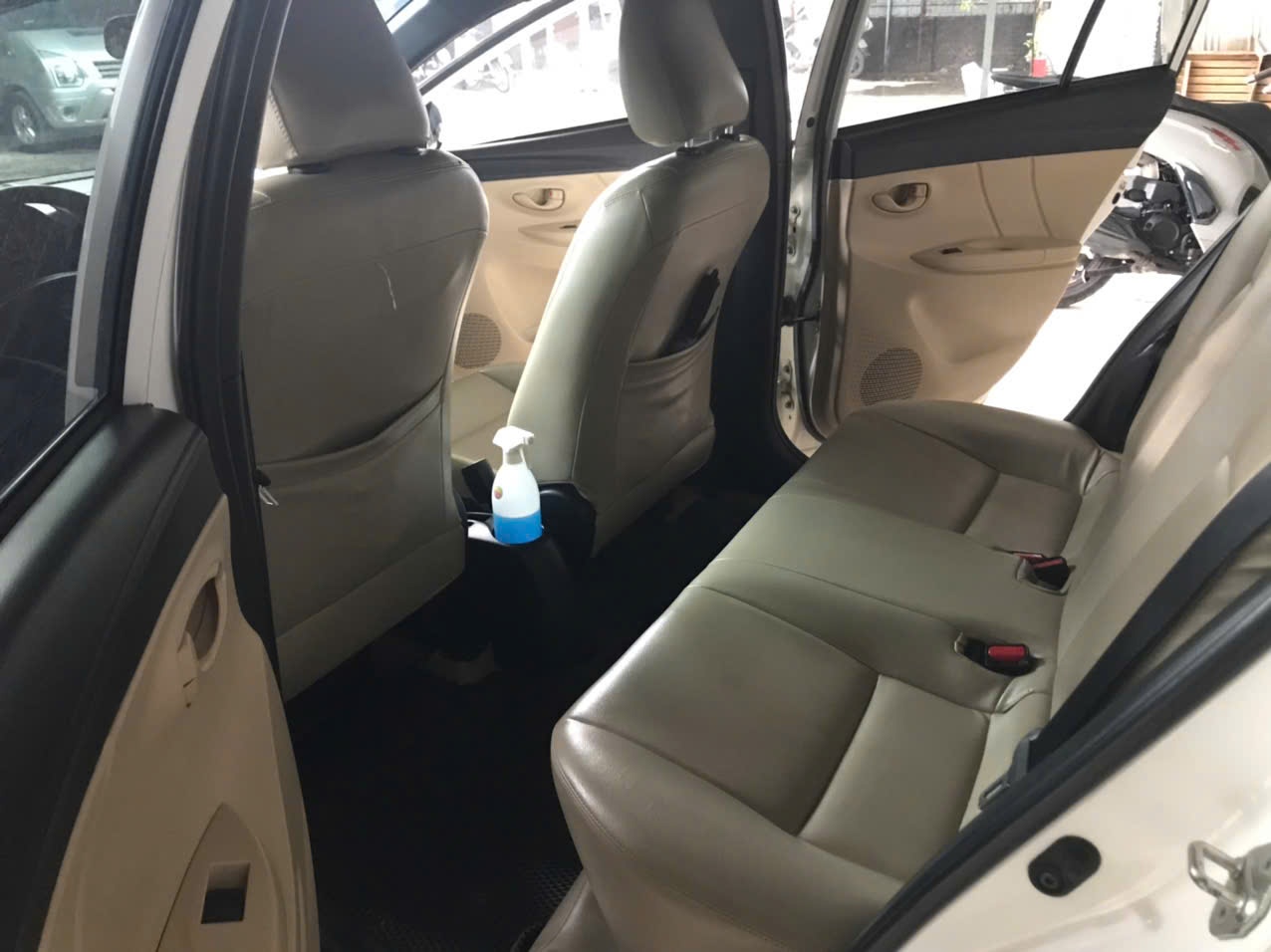 Toyota Yaris 2014 - Nội thất 3