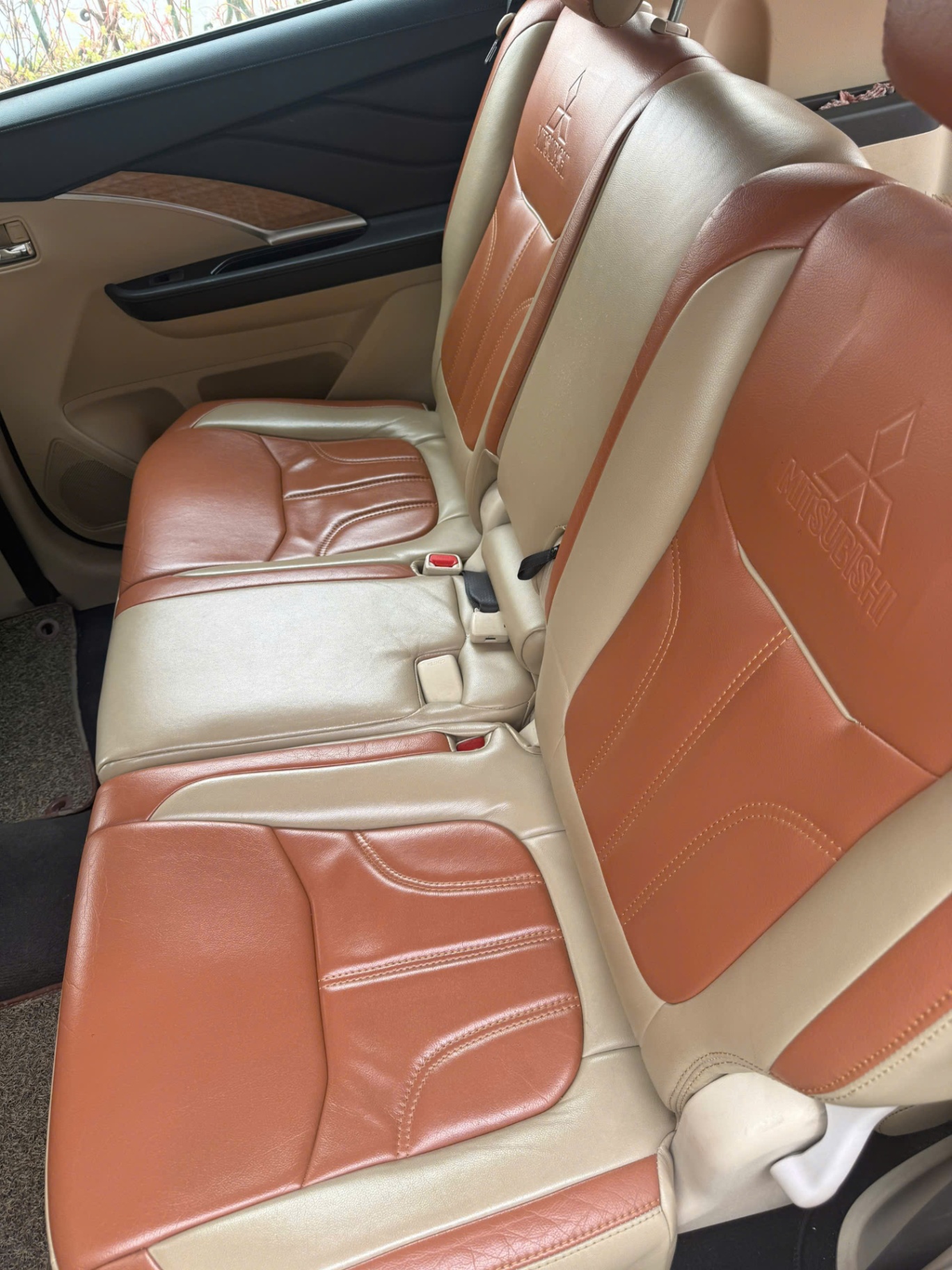 Mitsubishi Xpander 1.5 AT 2019 - Nội thất 1