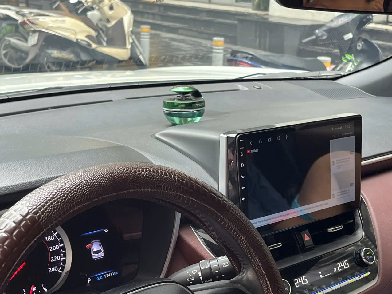 Toyota Corolla cross 1.8V 2020 - Nội thất 2