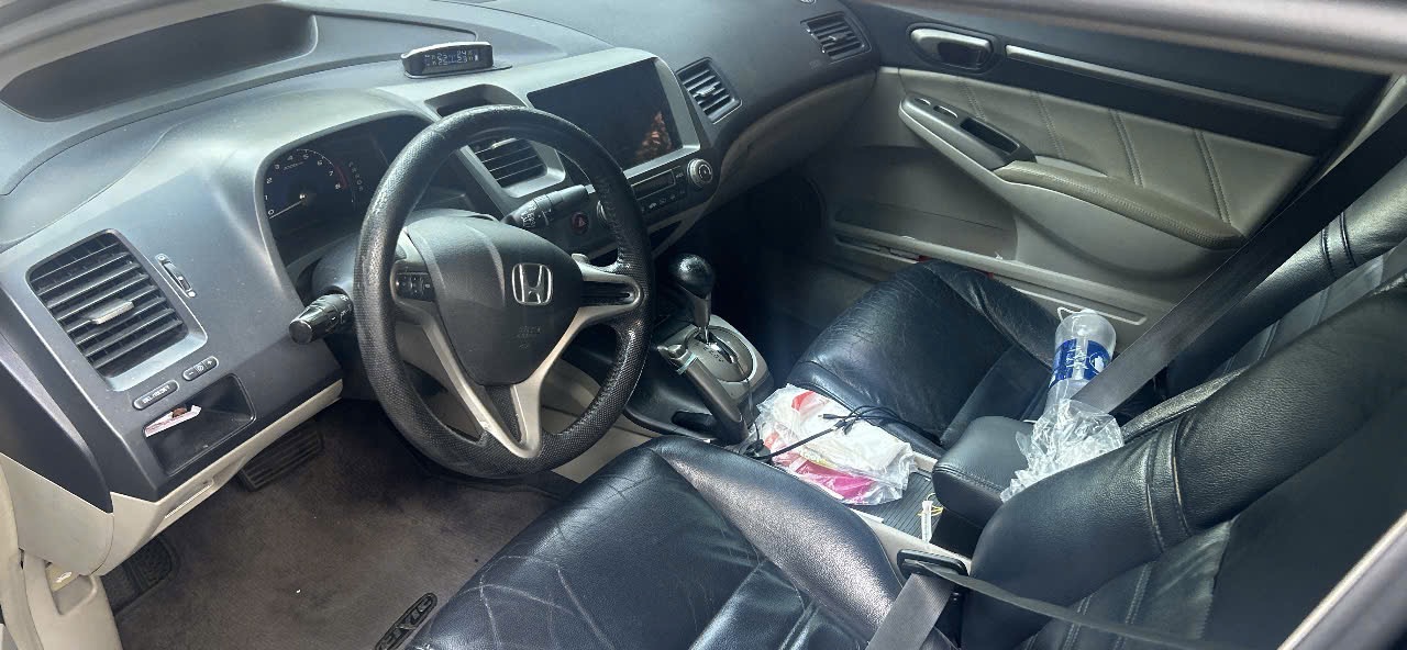 Honda Civic 2.0 AT 2008 - Nội thất 3