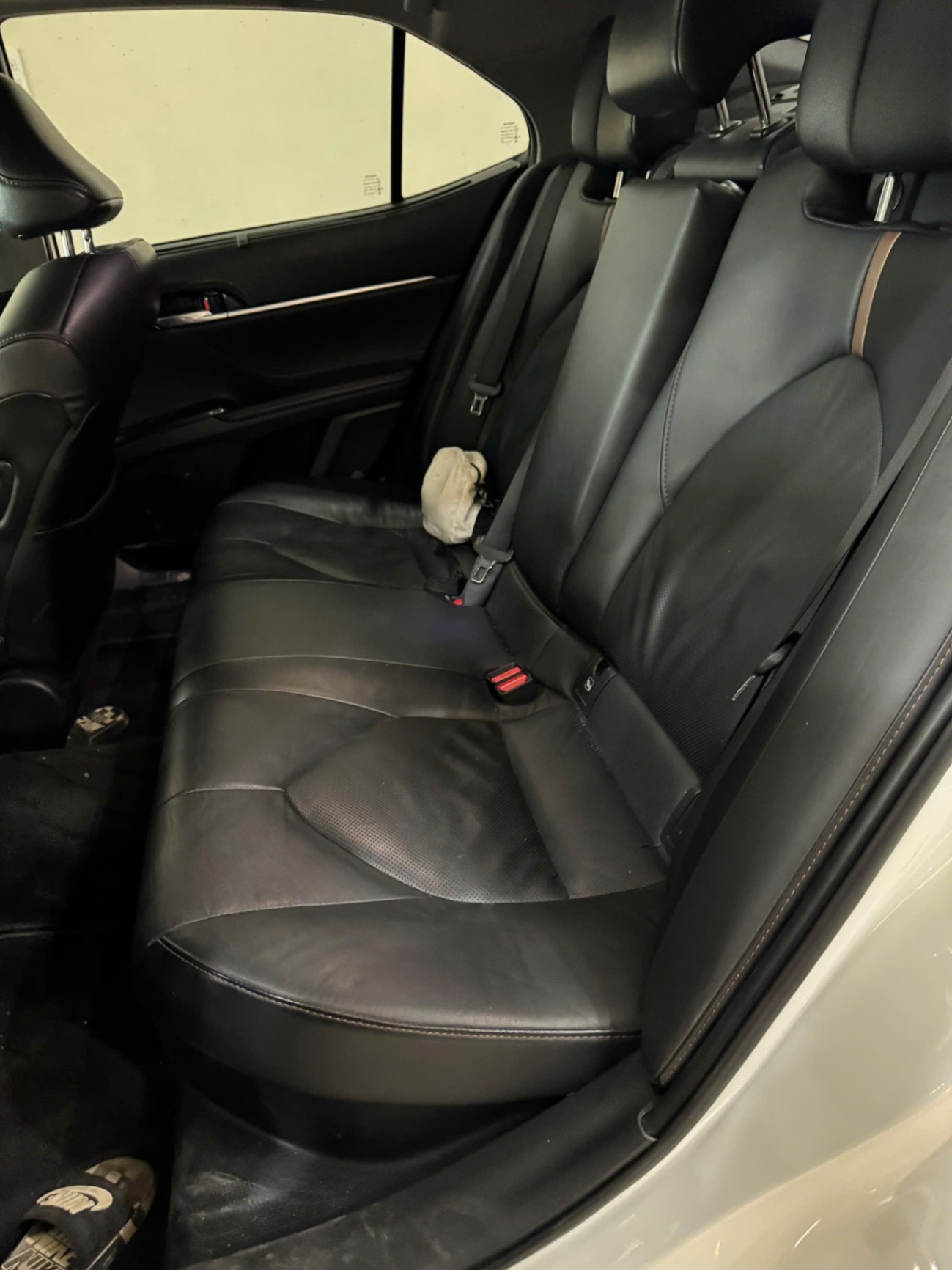 Toyota Camry 2025 2.5 HV - Nội thất 4