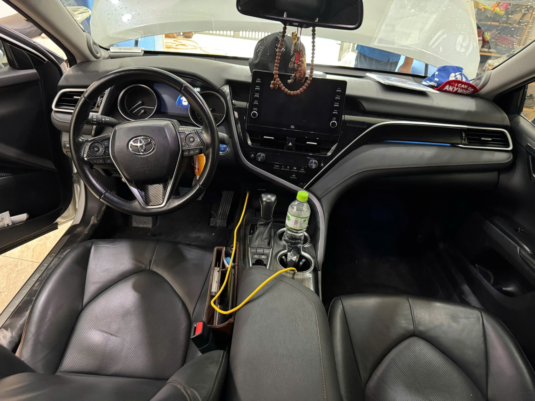 Toyota Camry 2025 2.5 HV - Nội thất 8