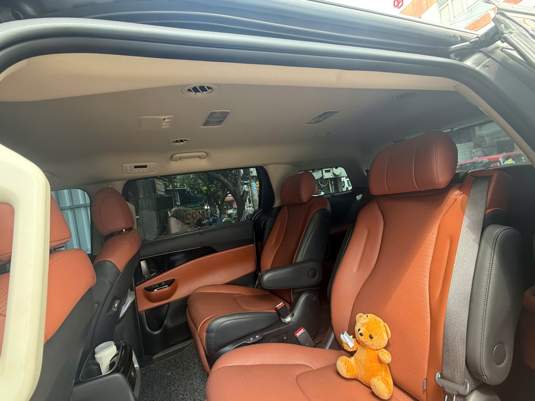 Kia Carnival 2024 Premium 2.2D 7S - Nội thất 14