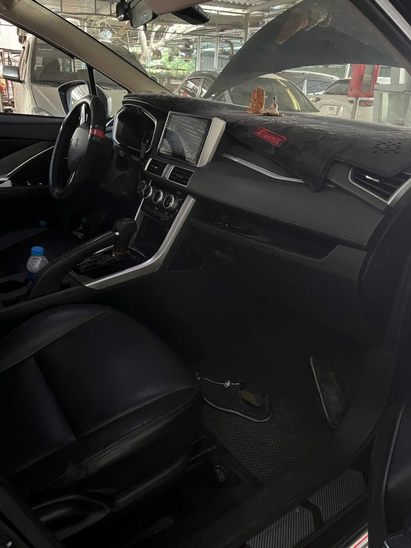 Mitsubishi Xpander 1.5 AT 2020 - Nội thất 5