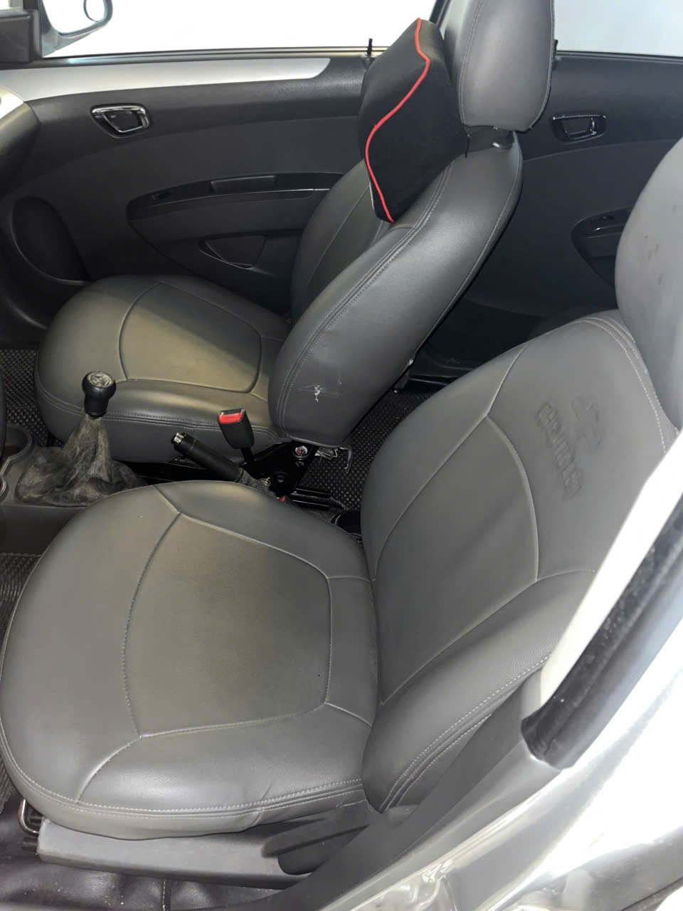 Chevrolet Spark LT 1.0 MT 2014 - Nội thất 2
