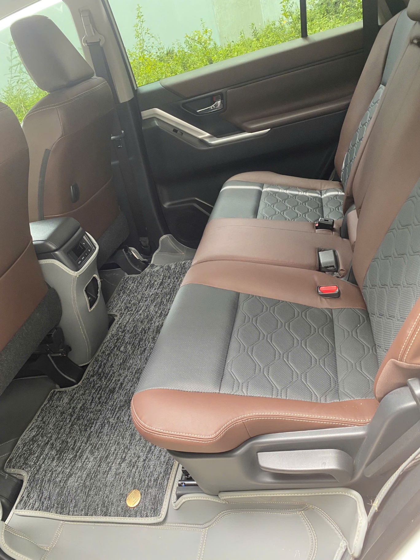 Toyota Innova 2025 Cross 2.0 CVT - Nội thất 3