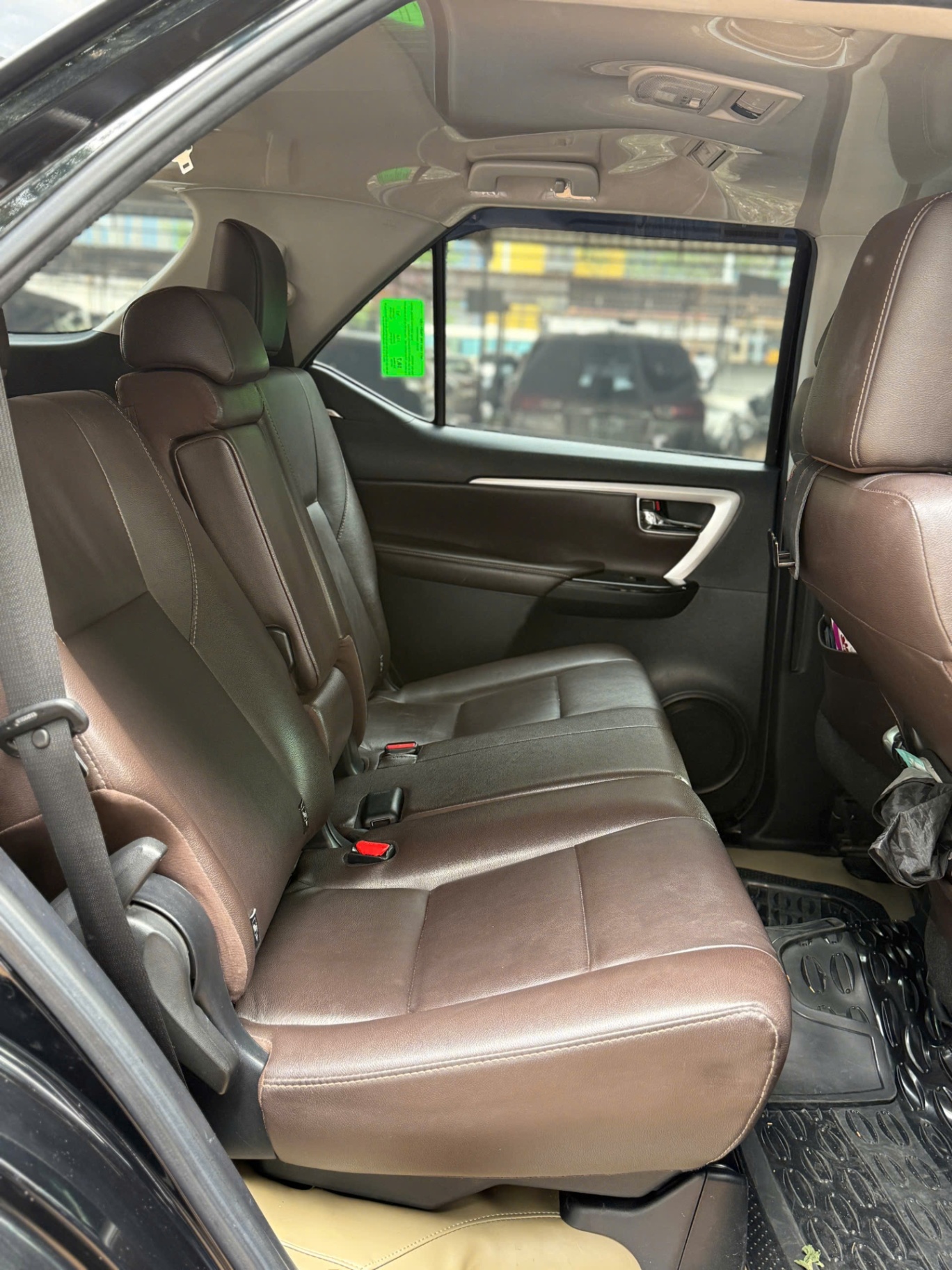 Toyota Fortuner 2019 2.7V 4x2 AT - Nội thất 6