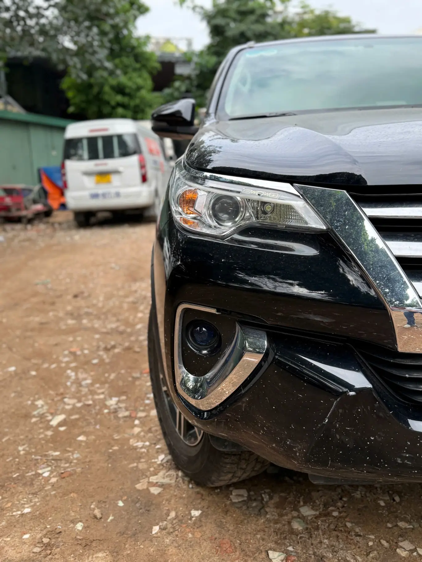 Toyota Fortuner 2019 2.7V 4x2 AT - Ngoại thất 4
