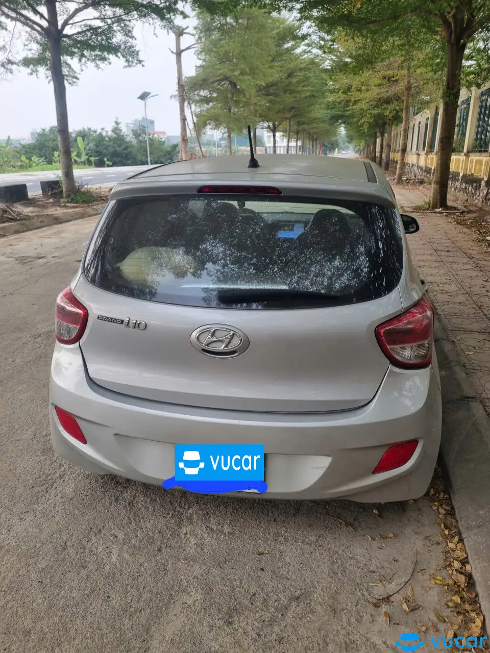 Hyundai i10 Grand 1.0 MT Base 2015 - Ngoại thất 4