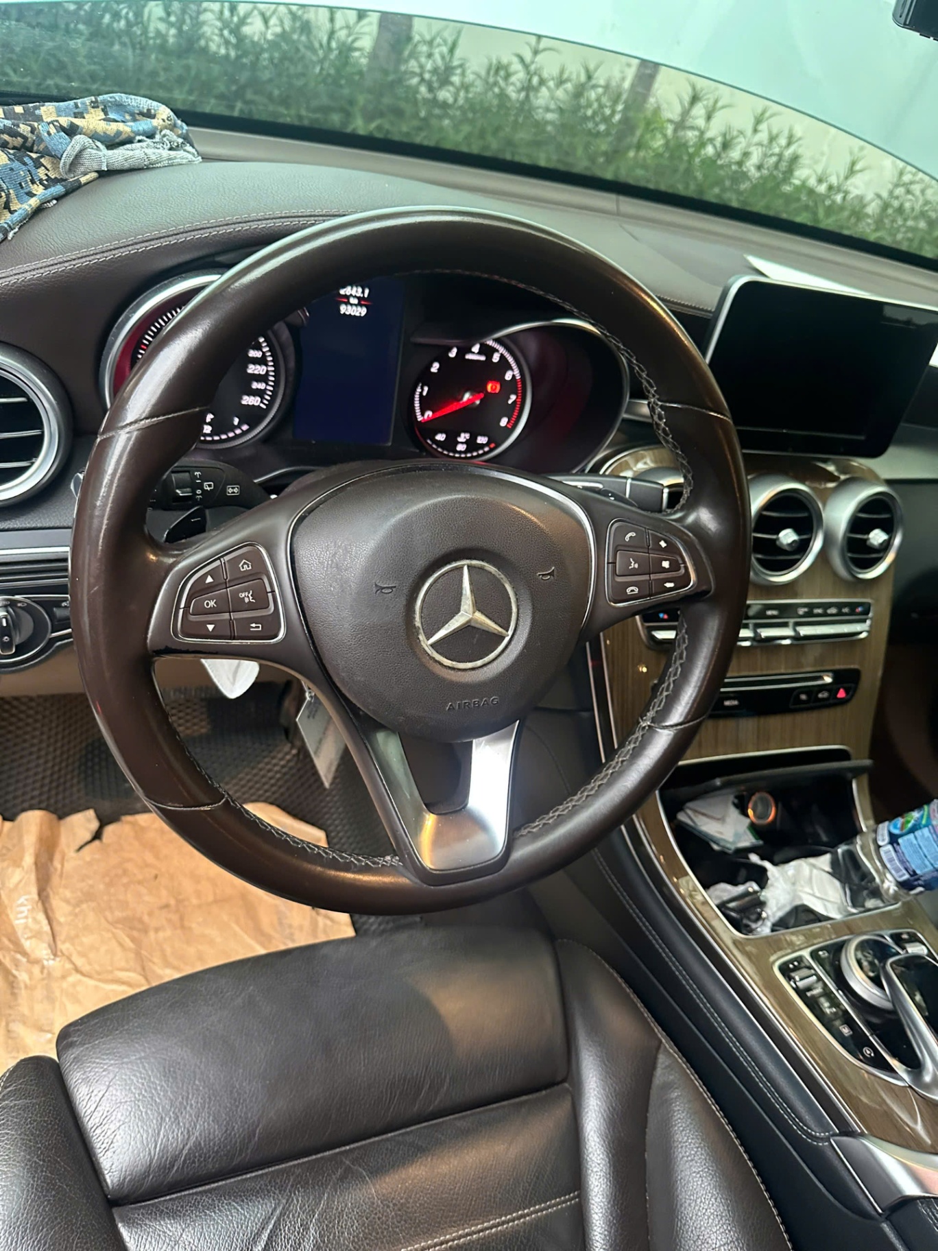 Mercedes Benz GLC 250 4Matic 2017 - Nội thất 2