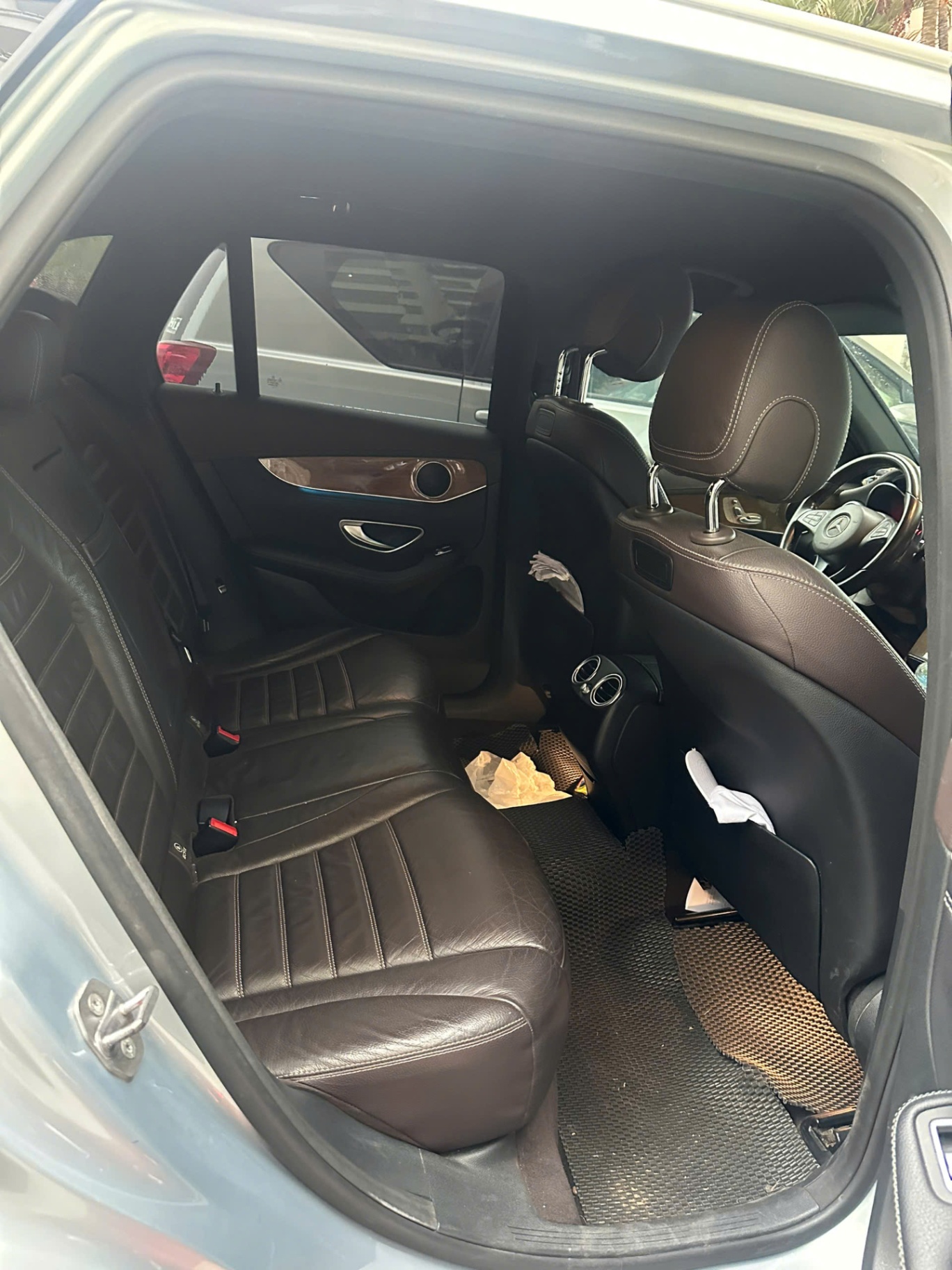 Mercedes Benz GLC 250 4Matic 2017 - Nội thất 3