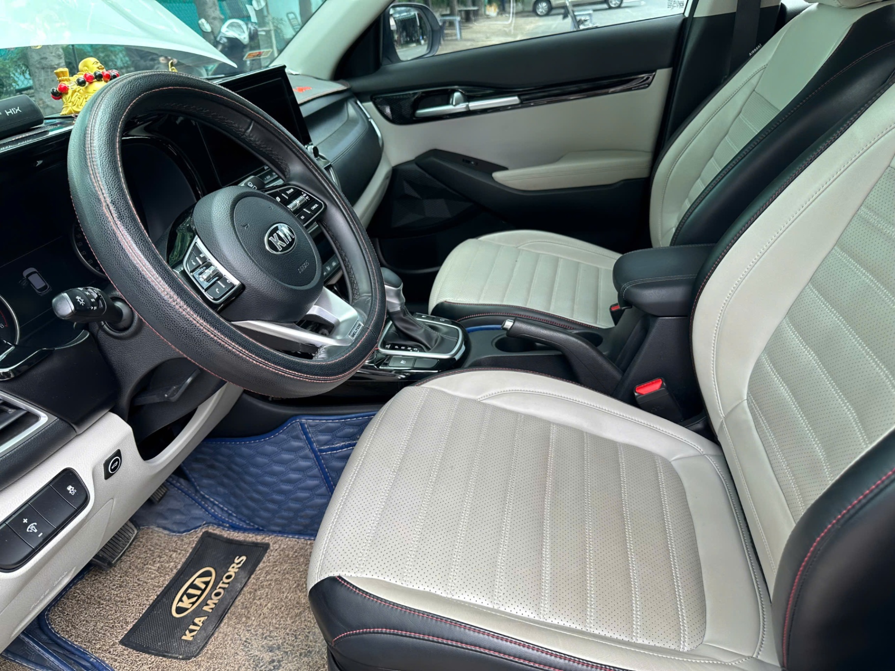 Kia Seltos Premium 1.4 AT 2021 - Nội thất 1