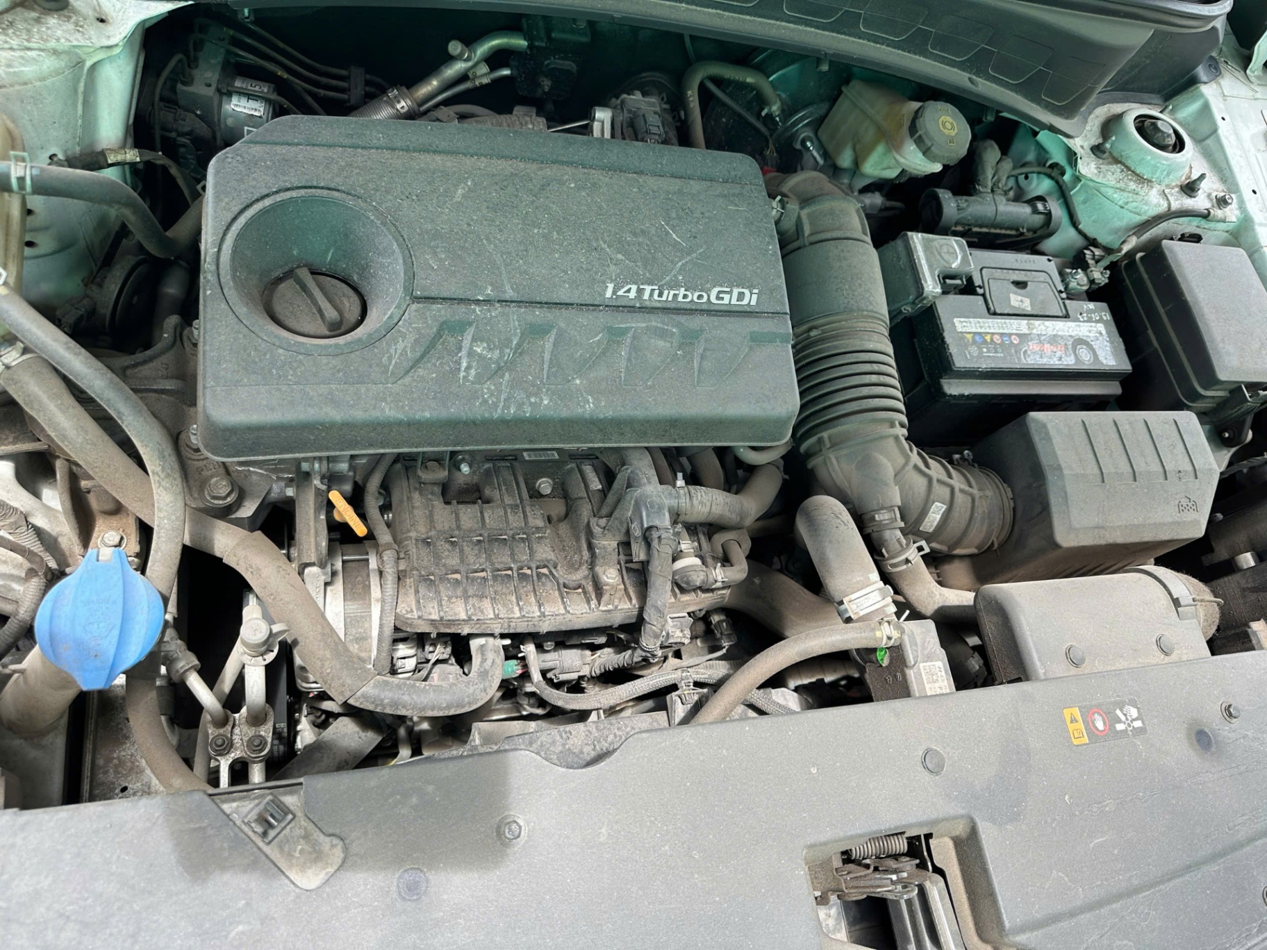 Kia Seltos Premium 1.4 AT 2021 - Khoang động cơ 6