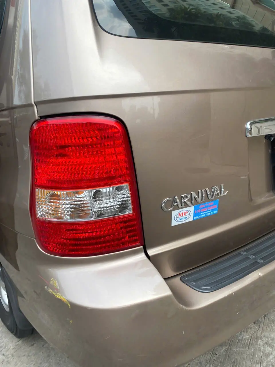 Kia Carnival GS 2.5 AT 2008 - Ngoại thất 6