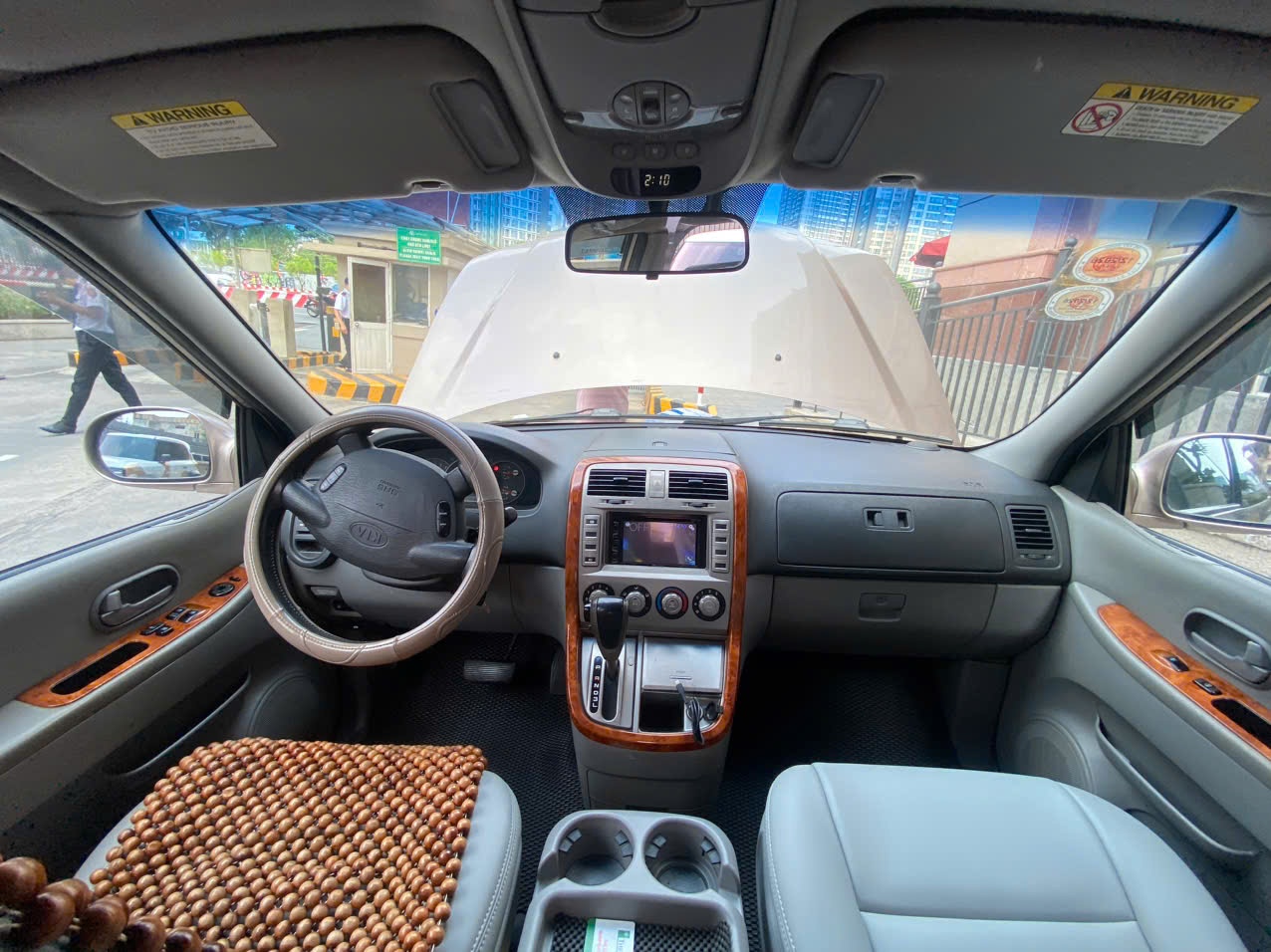 Kia Carnival GS 2.5 AT 2008 - Nội thất 6