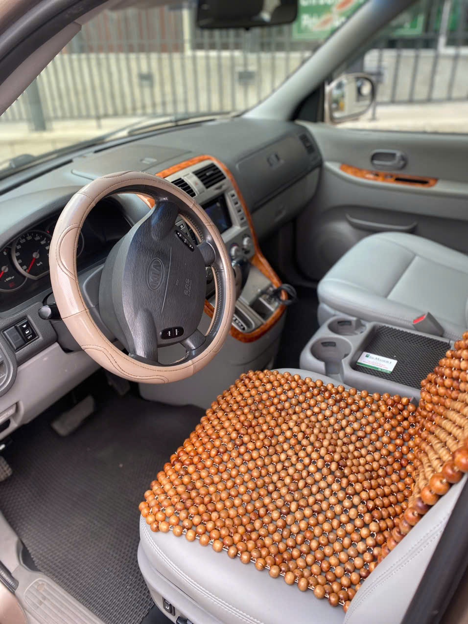 Kia Carnival GS 2.5 AT 2008 - Nội thất 15