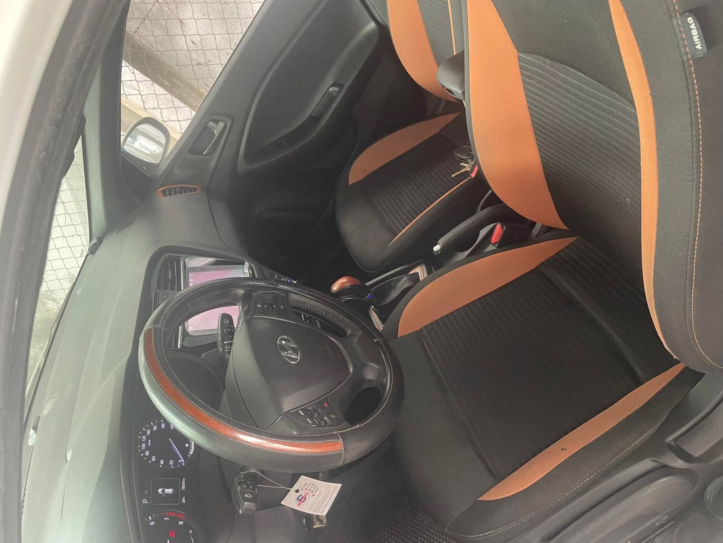 Hyundai I20 Active 1.4 AT 2016 - Nội thất 5